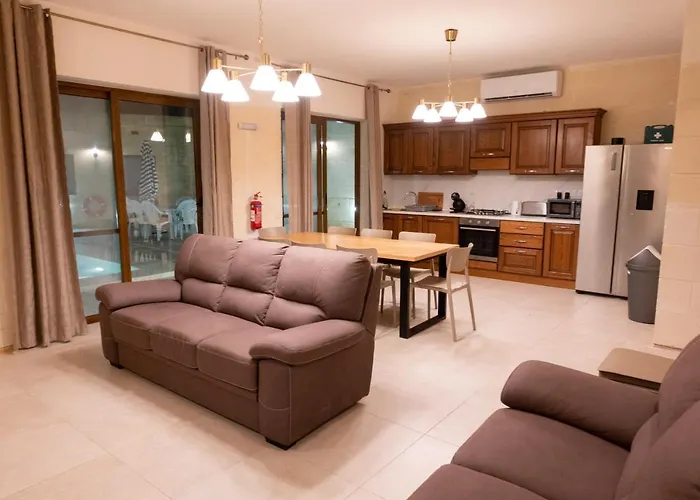 Nadurija Holiday Home